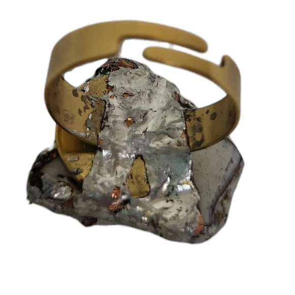 18K Broken China Gray Floral Porcelain Gold Ring - Picture 4 of 5